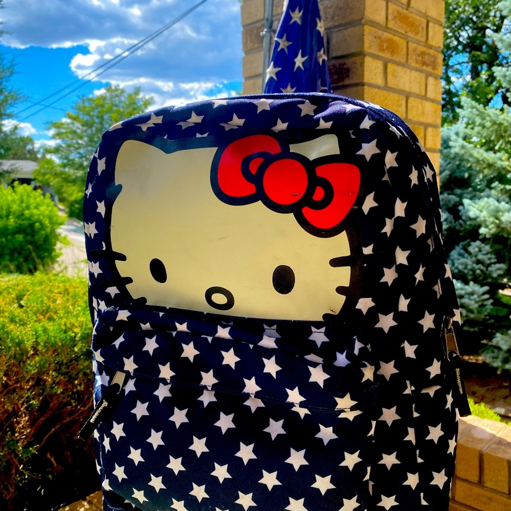 Loungefly  Hello Kitty backpack